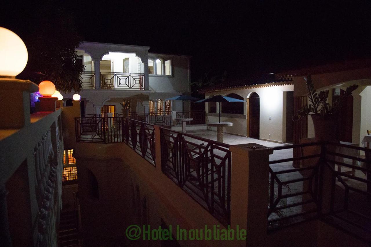 Hotel Inoubliable Cotterelle Exterior foto