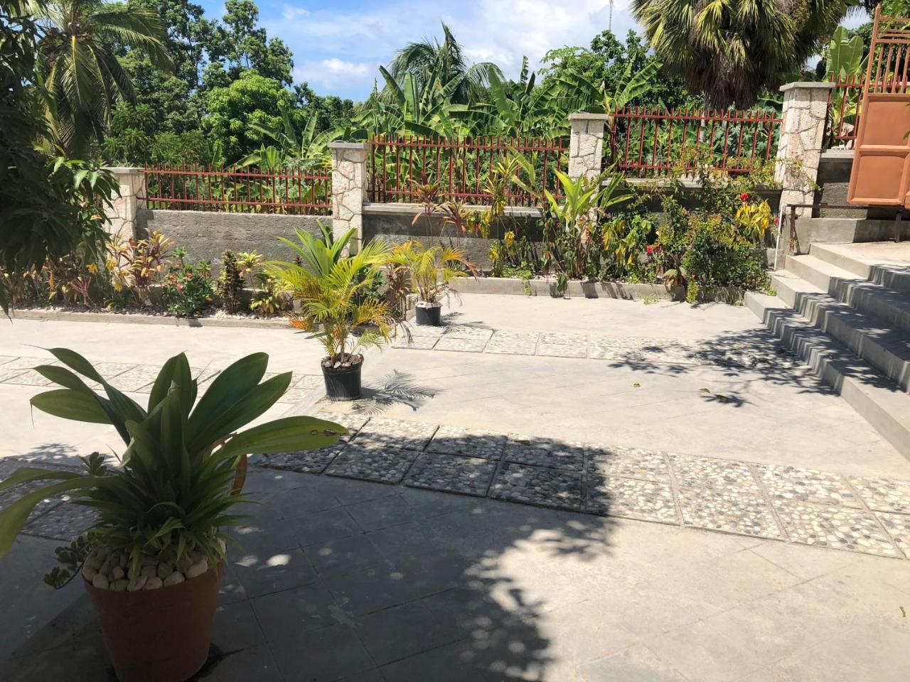 Hotel Inoubliable Cotterelle Exterior foto